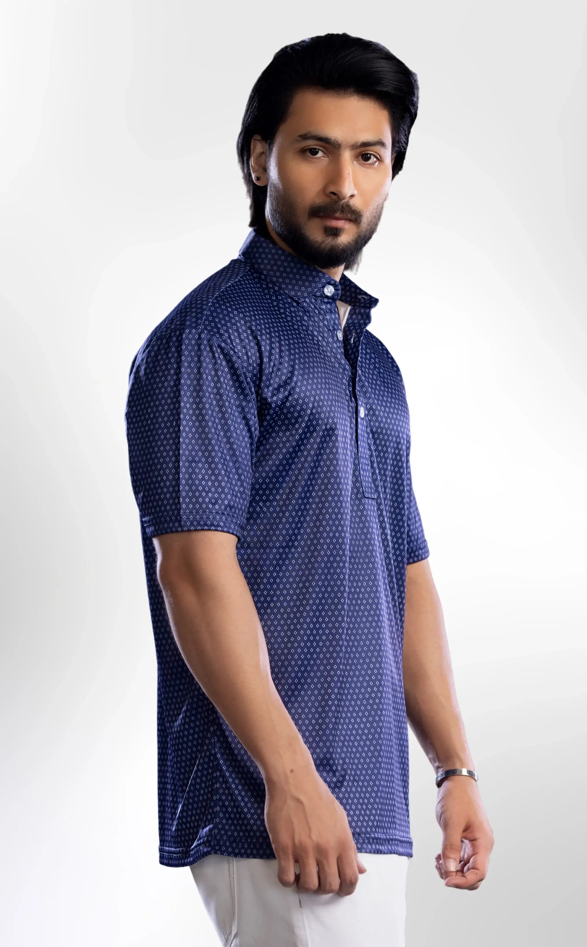 Dressy Polo: Semi-Spread Collar Navy Diamond