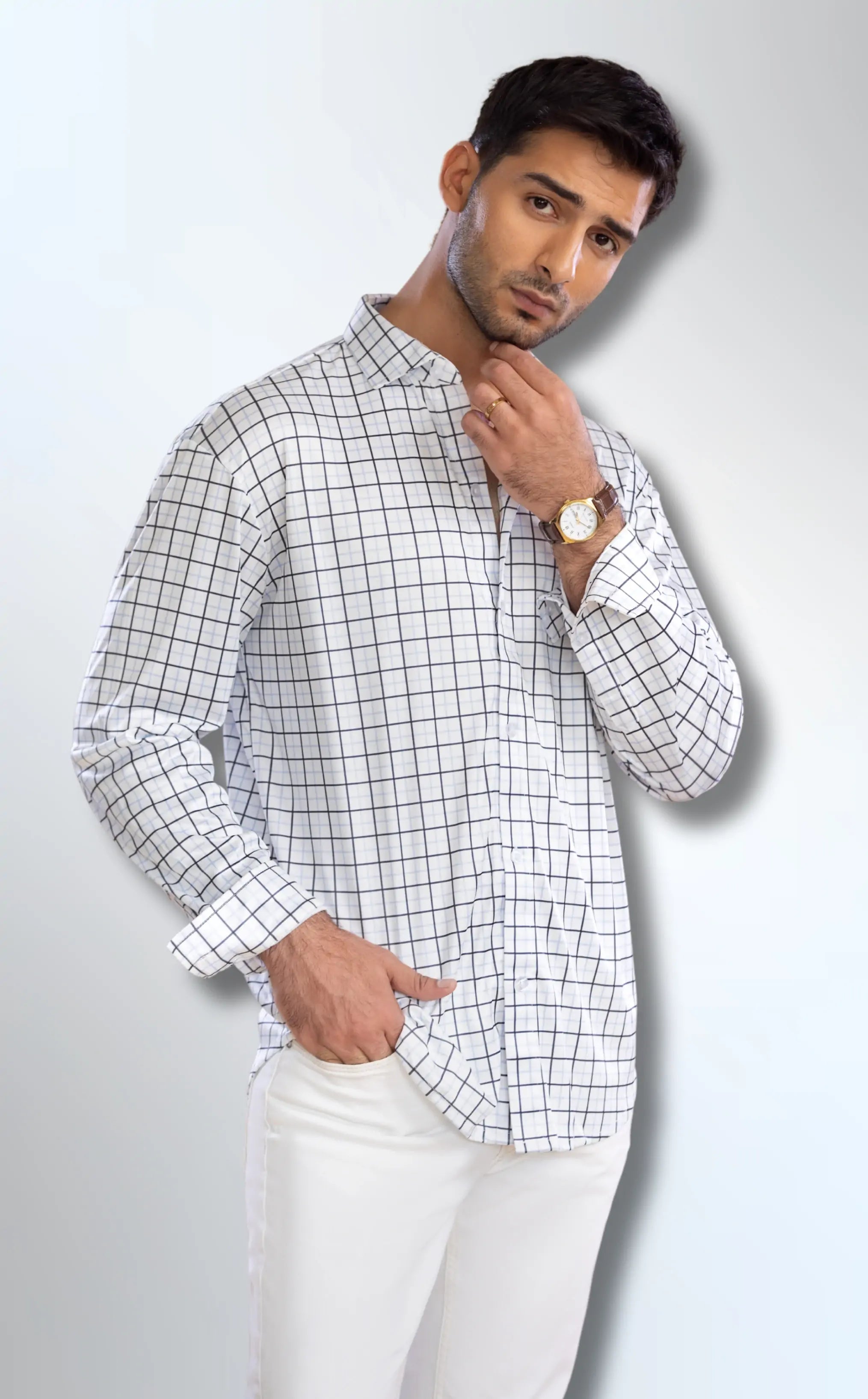 Semi Spread Collar White with Black and Blue Grid