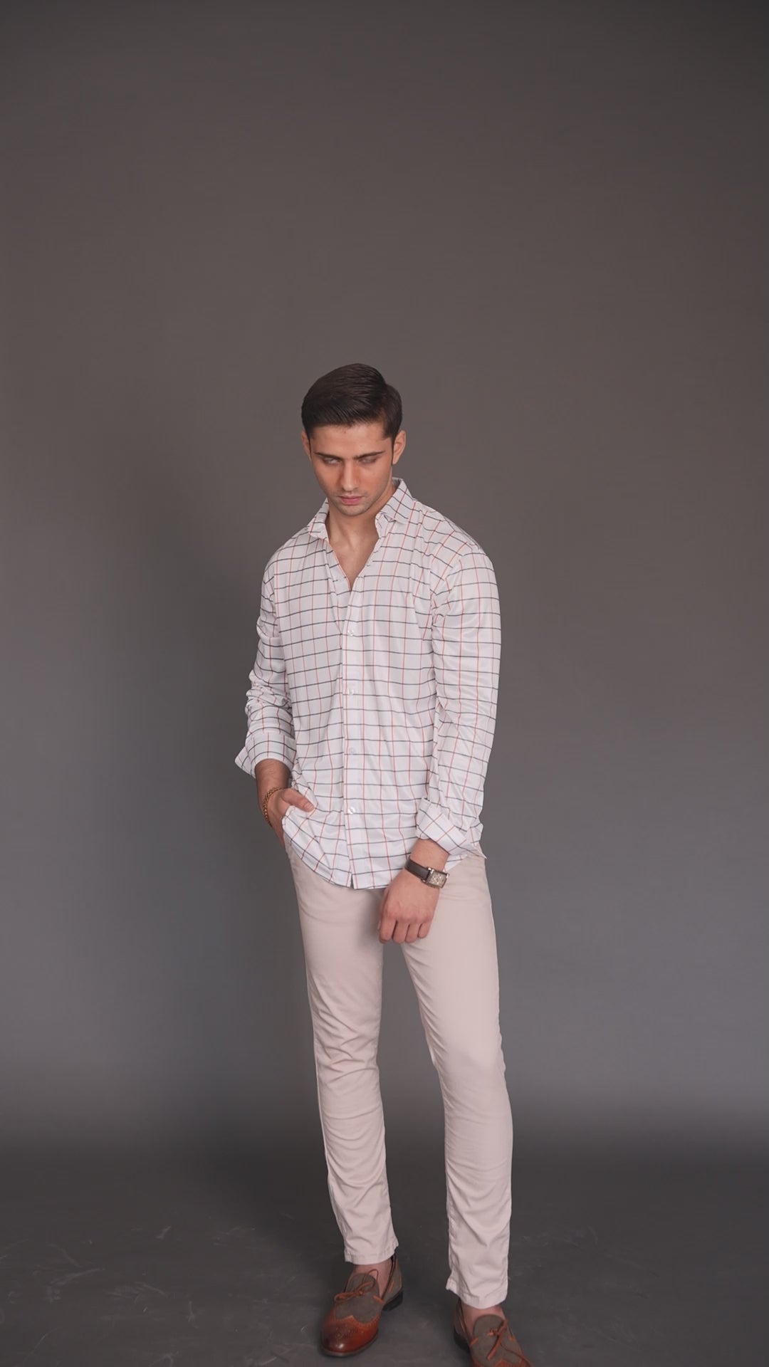 Semi-Spread Collar White with Blue and Orange Grid